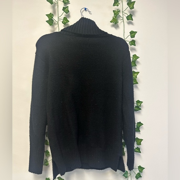 H&M Oversized Turtleneck Sweater - Picture 3 of 4